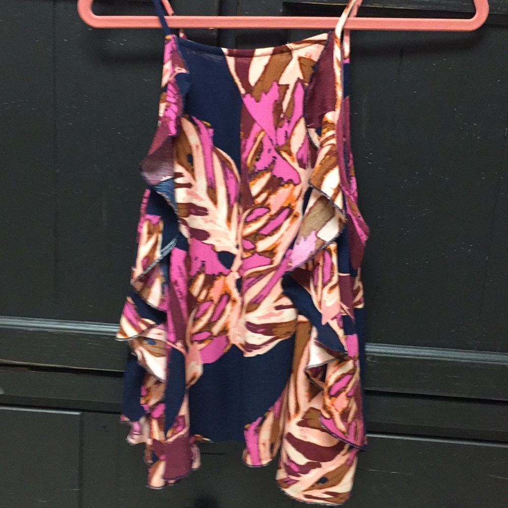 Mossimo Ruffle Tank Split back. Bright/Bold Print - Picture 3 of 7